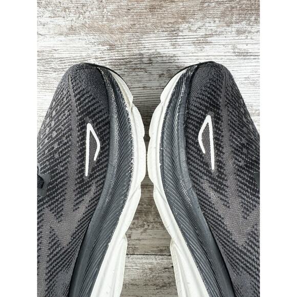 Women's Hoka One One Clifton 9 Black Running Shoes Sz 9.5B Athletic Great Shape! - Picture 12 of 13